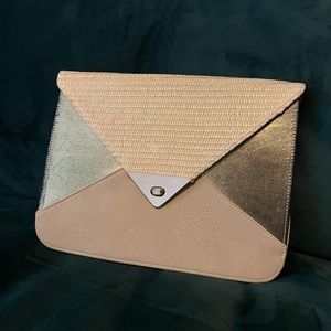 Large vintage style tan clutch with gold closure